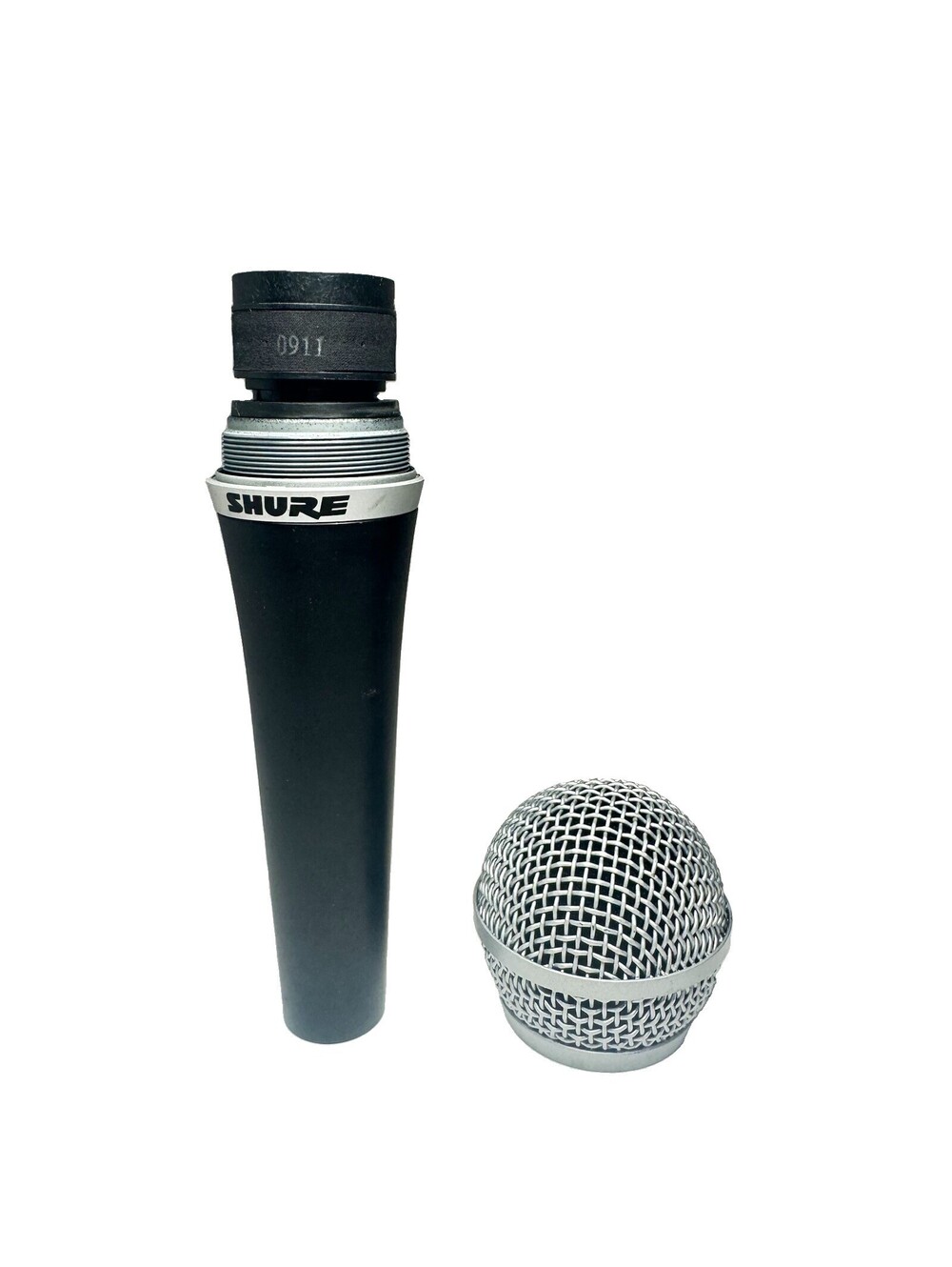 Shure PG48 Cardioid Dynamic Vocal Microphone w/ 14ft XLR to 1/4 Cable
